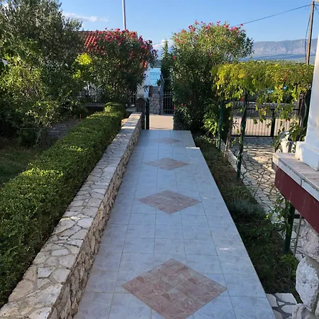 Nika Holiday home